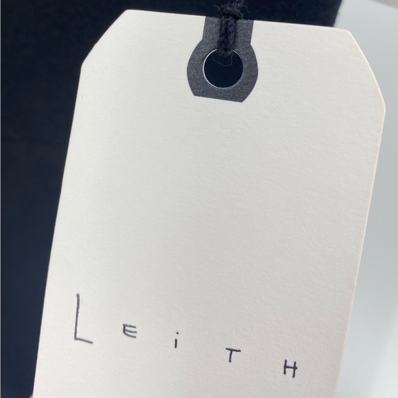 LEITH - Bodycon Fitted MIDI Dress in Black - Picture 10 of 12